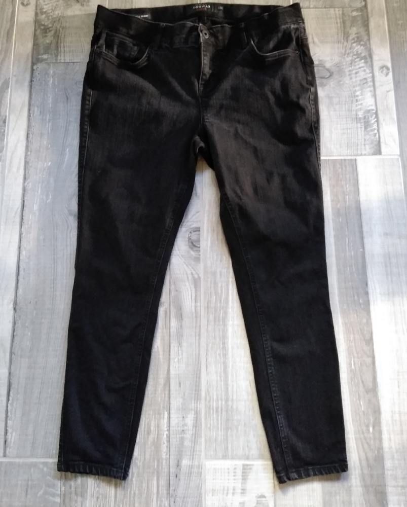 Torrid Bombshell Skinny Jean Premium Stretch Dark